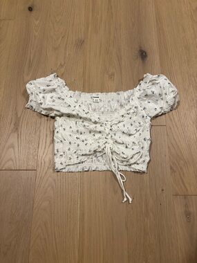 Garage White Cropped Floral Drawstring Puff-Sleeve Top